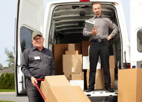 Choosing the right man and van pricing structure