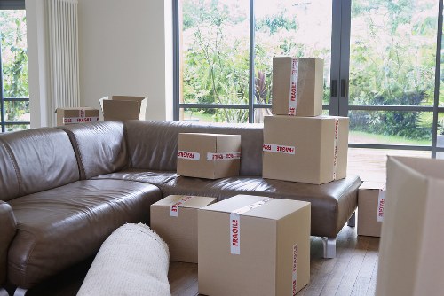 Careful wrapping and protection for a piano before transport