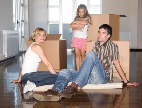 Packing fragile household items for transport in London